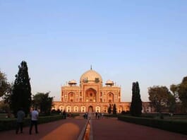 Top Distance Learning Universities in Delhi – 2025 Top Distance Learning Universities in Delhi